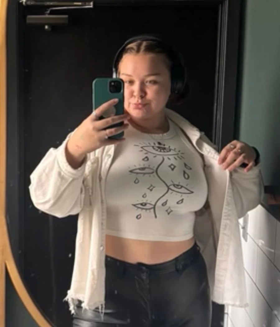 Customer wearing Eye Grow Heavyweight Washed Tank