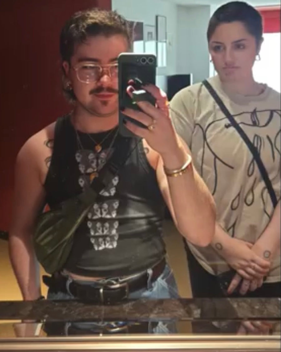 Customer wearing Faces Heavyweight Washed Tank