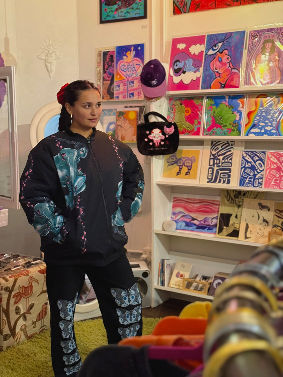 Customer wearing Eye Flower Barrel Pants